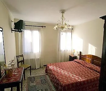 Szálloda Tivoli