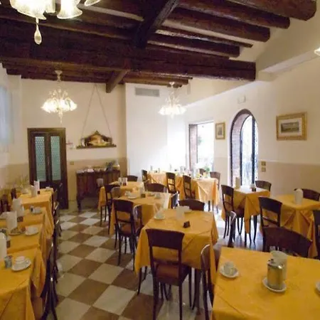 Szálloda Tivoli