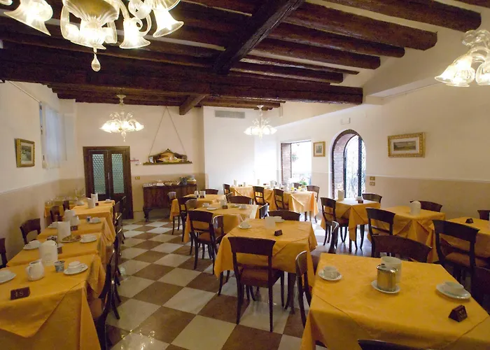 Tivoli Hotel