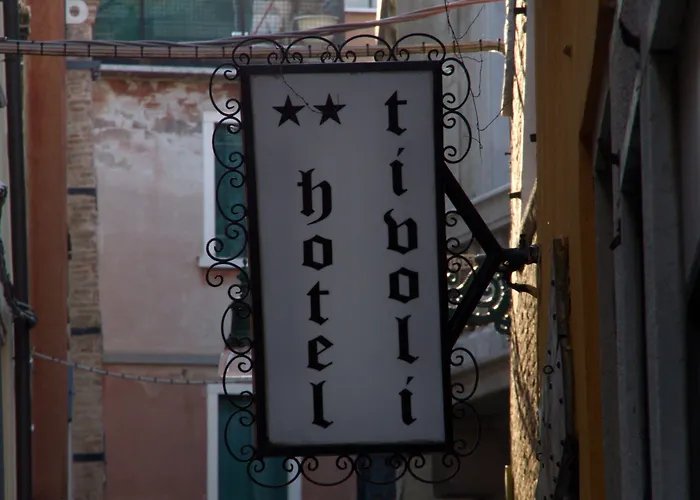 Hotel Tivoli 2*