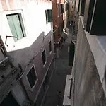 Tivoli 2*