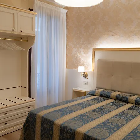 Hotel Tivoli